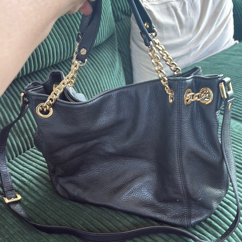 Michael kors Elegant Black Leather Shoulder Bag